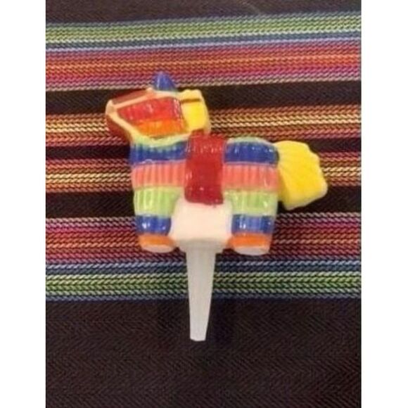 Faux NORA FLEMING Piñata Plate Decoration - Picture 3 of 5